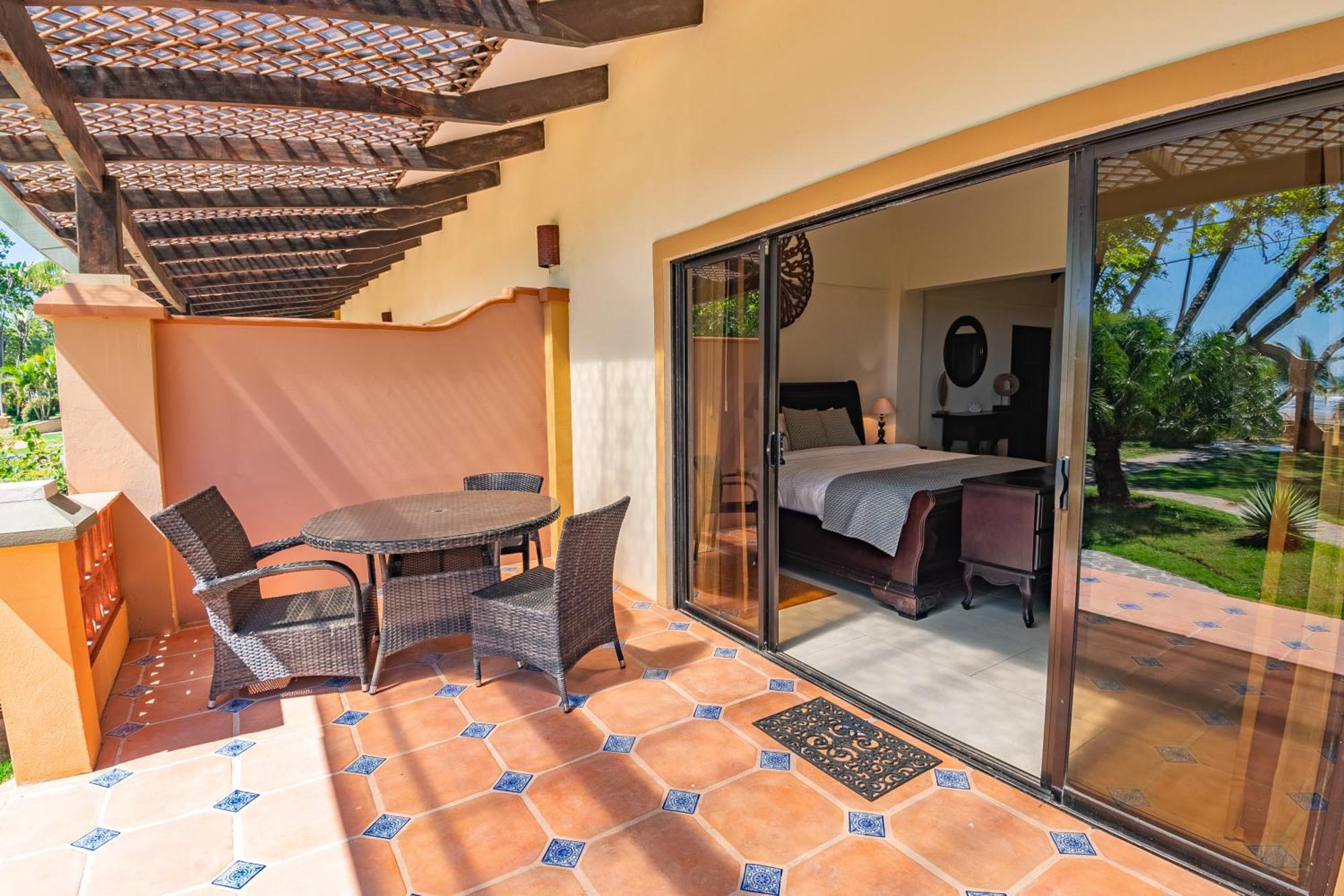 Sunset Del Mar Beach Resort エステリリョス・エステ エクステリア 写真